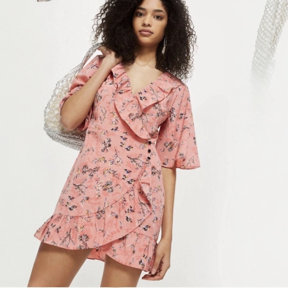 TopShop Off Duty Ruffle Tea Wrap Dress in Pink Floral Size 2